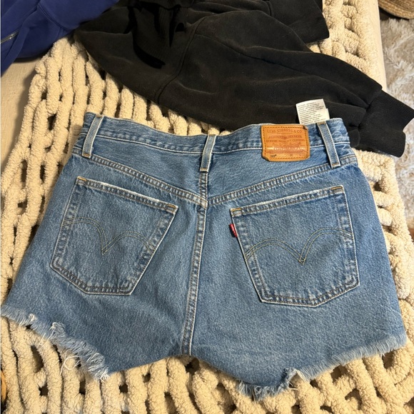 Levi’s Jean shorts gently worn - Picture 3 of 5